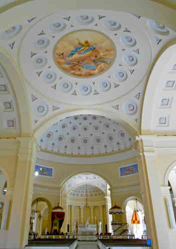 Baltimore Basilica interior